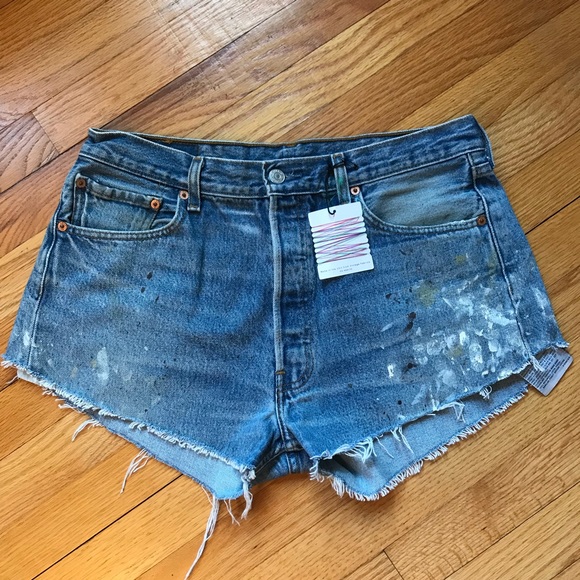 Levi's Pants - NWT Levi’s Paint Splattered Shorts